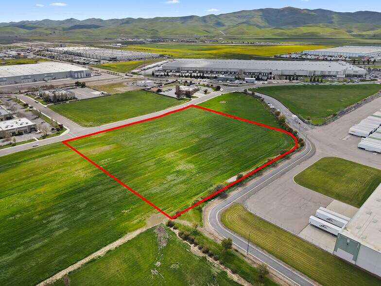 More Photos Of Keystone Pacific Parkway, Patterson Land For Sale