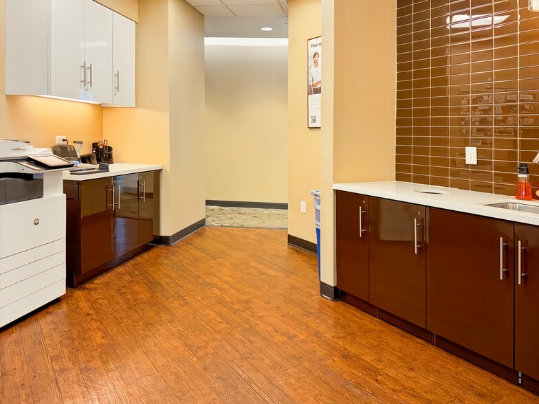 More Photos Of 4000 Hollywood Blvd, Hollywood Coworking Space