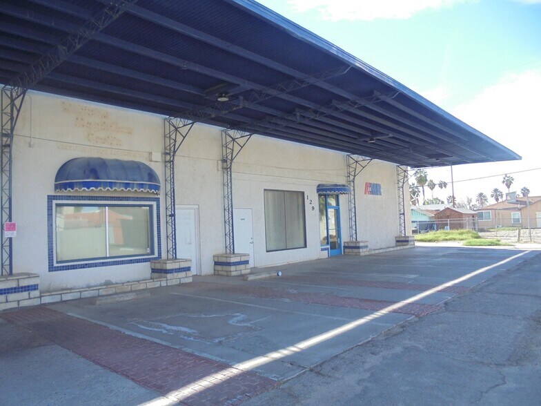 More Photos Of 127 S 1st St, Blythe Flex For Sale