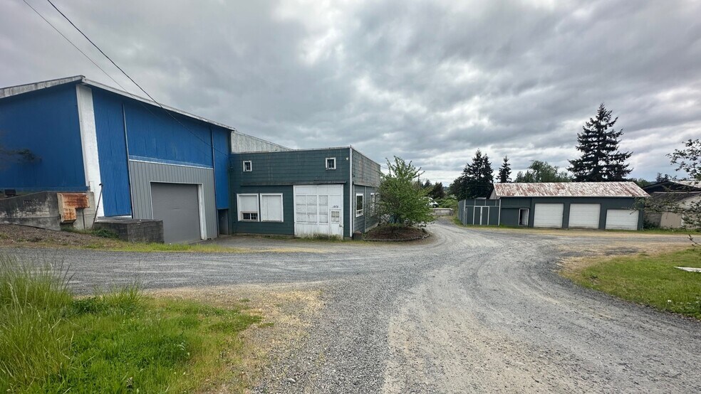 Primary Photo Of 1975 S Market Blvd, Chehalis Warehouse For Sale