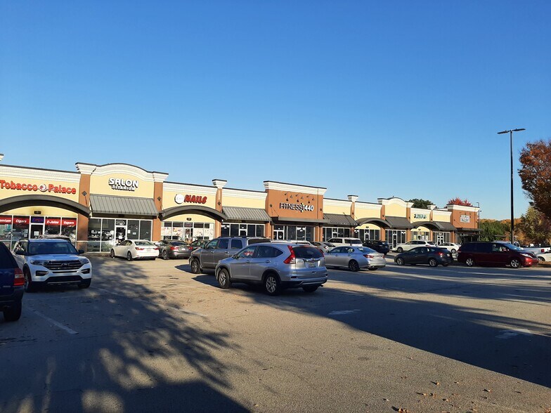 More Photos Of 4949 Lanier Islands Pkwy, Buford Unknown For Lease