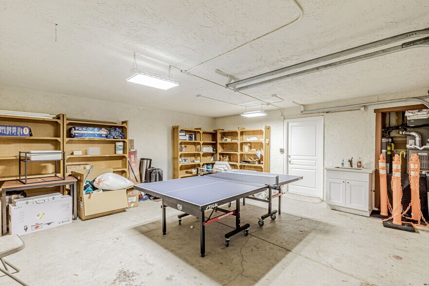 More Photos Of 1217 Park Ave, San Jose Office For Sale