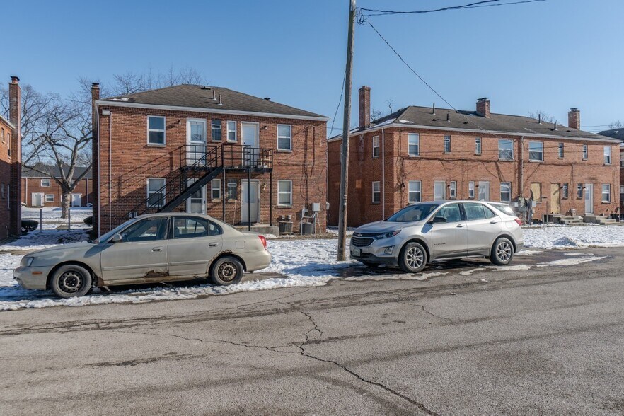 More Photos Of 299-377 Mayfair Blvd, Columbus Apartments For Sale