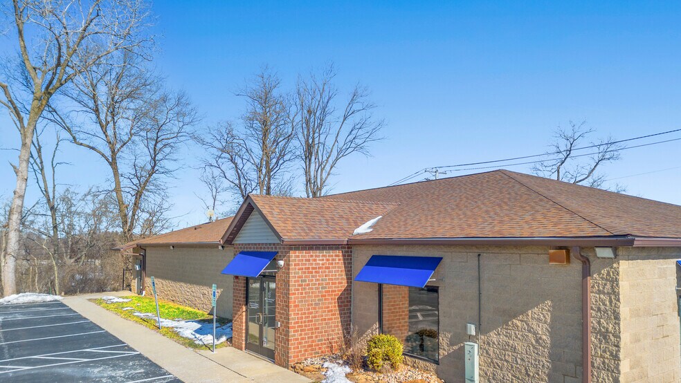 More Photos Of 5 Ludwig Dr, Fairview Heights Freestanding For Sale