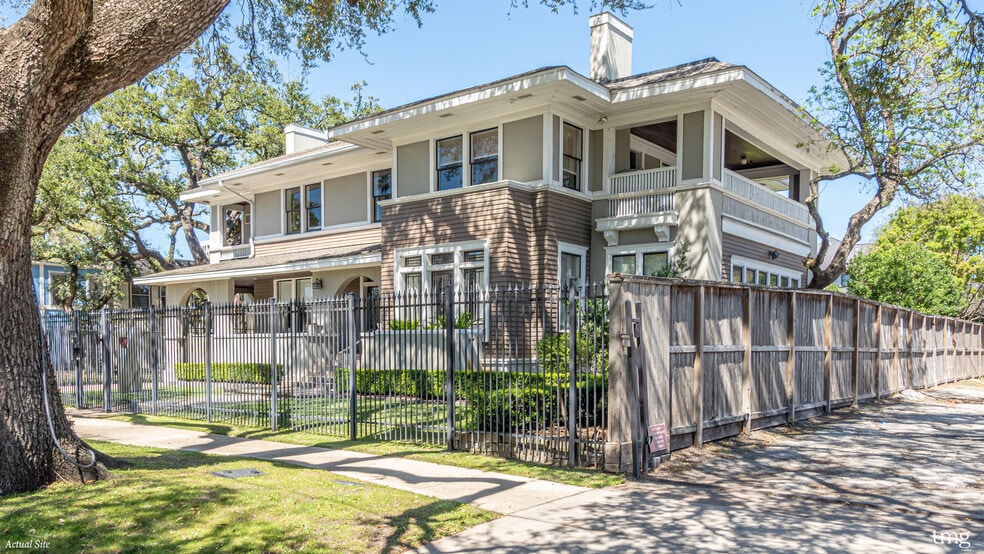 More Photos Of 320 Branard St, Houston Medical For Sale