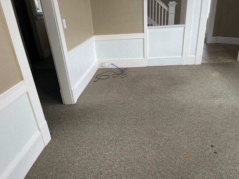 More Photos Of 410 2nd Ave, Opelika Office For Lease