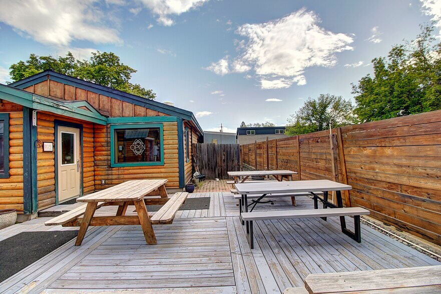 More Photos Of 700 9th St W, Columbia Falls Restaurant For Sale