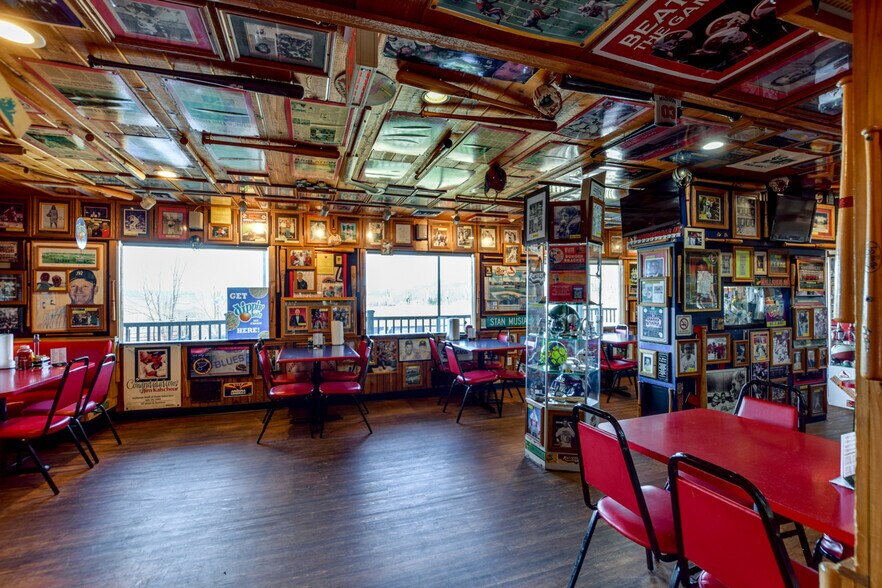 More Photos Of 10267 US Highway 14, Mazomanie Sports And Entertainment For Sale