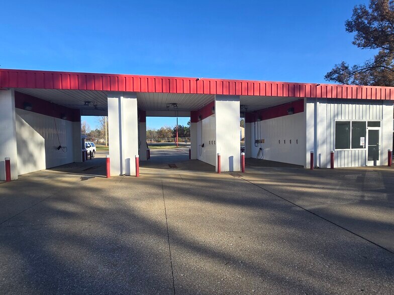 More Photos Of 4111 Hwy 62 W, Boonville Carwash For Sale