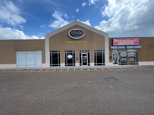 Primary Photo Of 1123 E 9th St, Mission Unknown For Lease