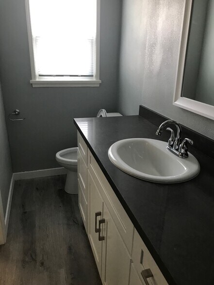 More Photos Of 317 S Flower St, Santa Ana Apartments For Sale