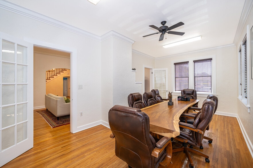 More Photos Of 219 S Clyde Ave, Kissimmee Office For Sale