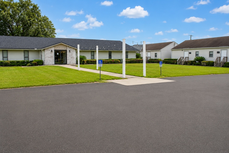 Primary Photo Of 5040 County Road 218, Middleburg Religious Facility For Sale