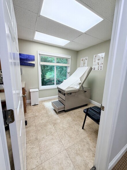 More Photos Of 356 US-202 Rt, Somers Town Office For Lease