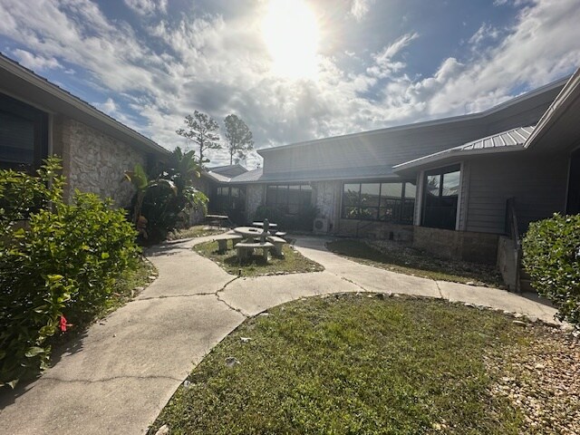 More Photos Of 10575 Old Dixie Hwy, Town Of Nocatee Warehouse For Sale