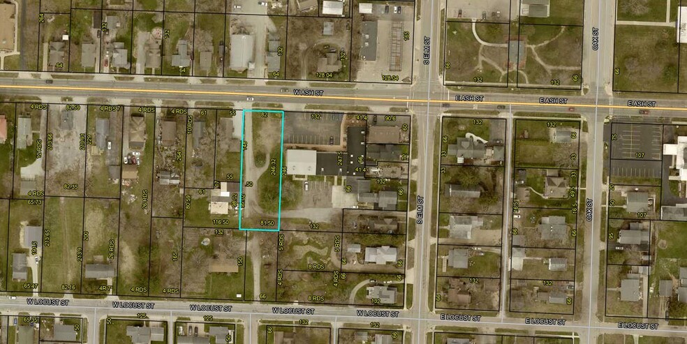 More Photos Of 208 S Elm St, Three Oaks Storefront For Sale