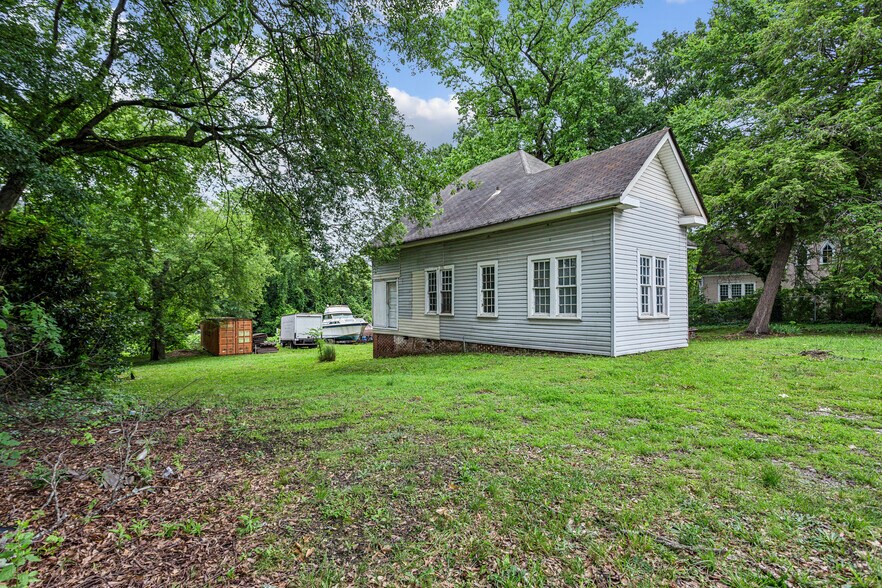 More Photos Of 2342 Bolton Rd, Atlanta Land For Sale