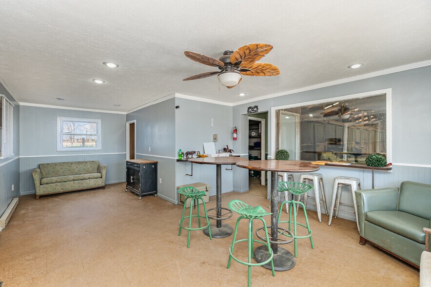 More Photos Of 7195 Singer Rd, Dayton Horse Stables For Sale