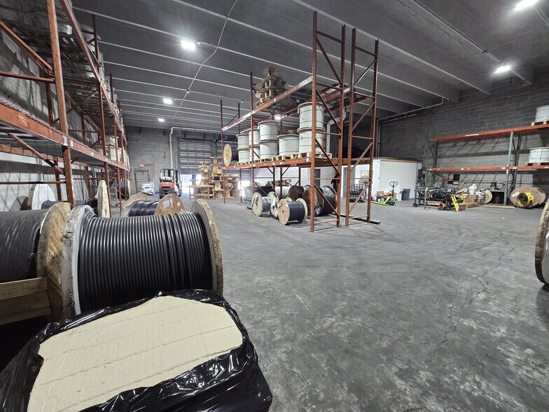 More Photos Of 4630 NW 74th Ave, Miami Warehouse For Lease
