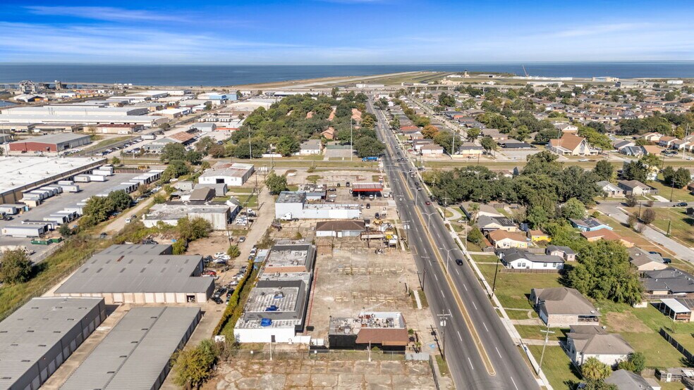 More Photos Of 7118-7140 Downman Rd, New Orleans Storefront Retail Residential For Sale