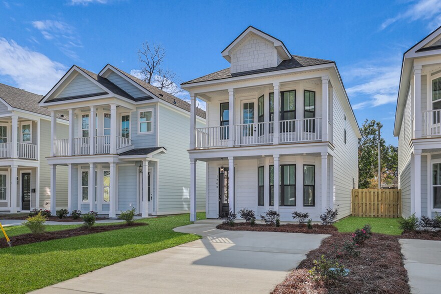 More Photos Of , Savannah Specialty For Sale