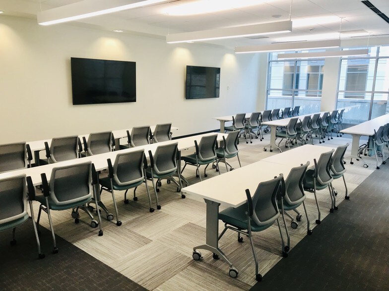 More Photos Of 1 Church St, Rockville Office For Lease