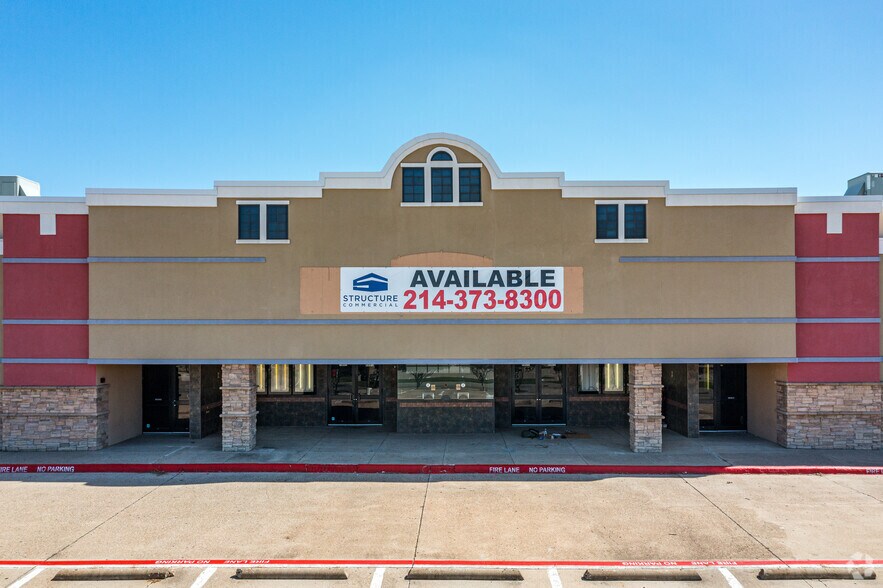 More Photos Of 6801 Ridgmar Meadow Rd, Fort Worth Freestanding For Sale