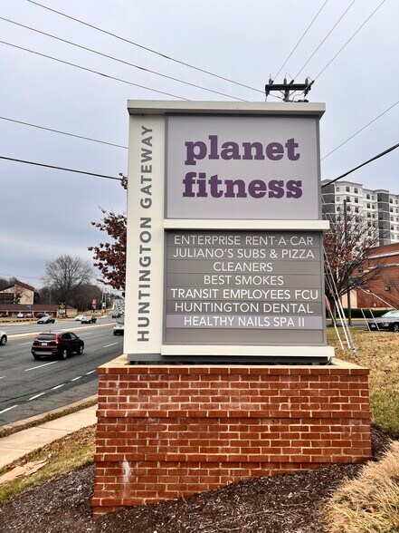 More Photos Of 5940-5990 Richmond Hwy, Alexandria Restaurant For Lease