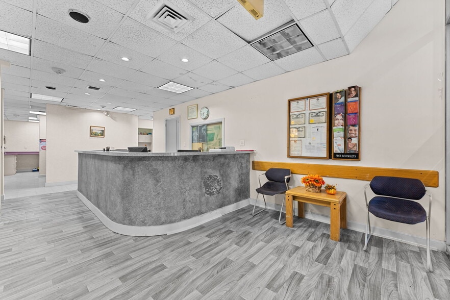 Primary Photo Of 77 Pond Ave, Brookline Apartments For Sale