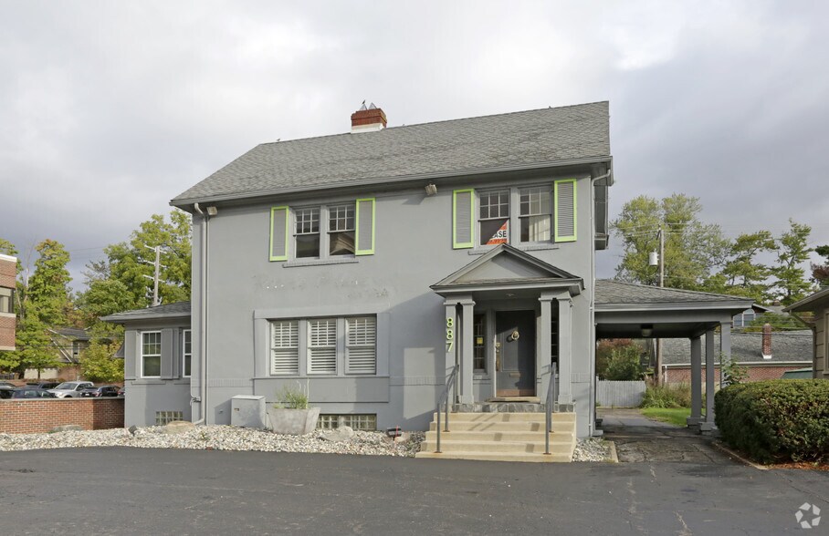 Primary Photo Of 887 E Maple Rd, Birmingham Office For Lease