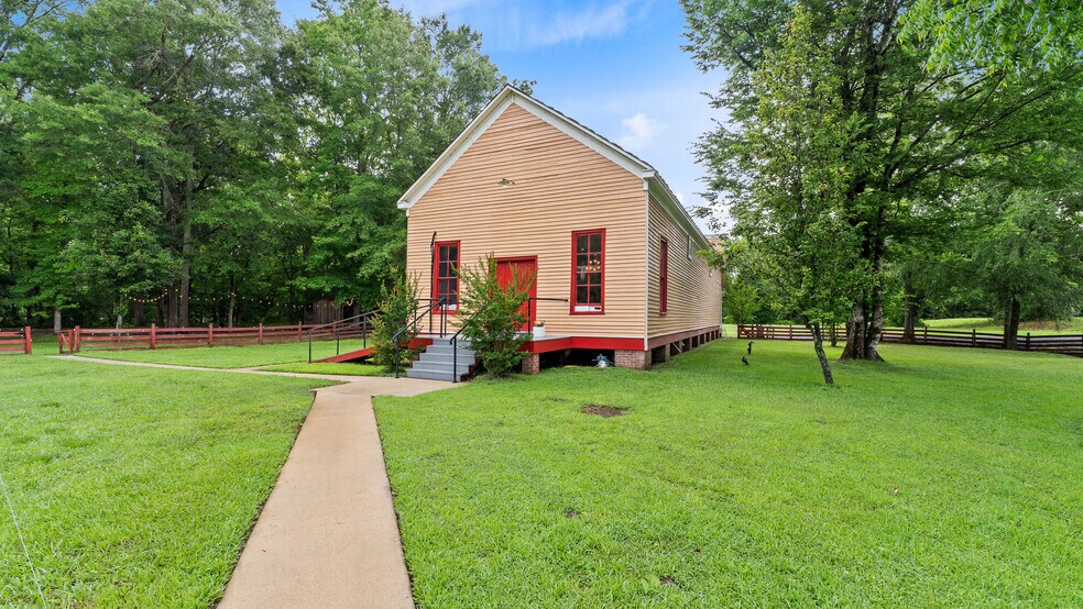 More Photos Of 1010 Conway St, Washington Specialty For Sale