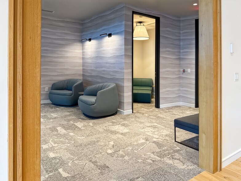 More Photos Of 17806 W Interstate 10, San Antonio Coworking Space