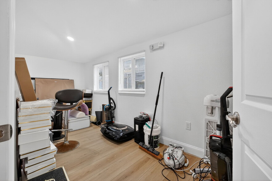 More Photos Of 411 Flagler Ave, New Smyrna Beach Freestanding For Sale