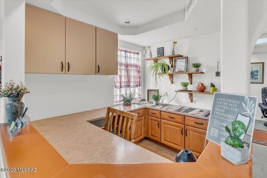 More Photos Of 2559 E Fort Lowell Rd, Tucson Office Residential For Sale
