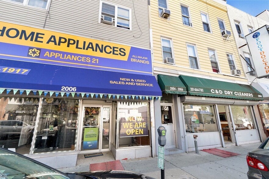 More Photos Of 2004 Bergenline Ave, Union City Apartments For Sale