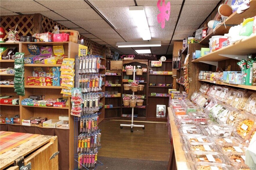 More Photos Of 3333 Lockport Olcott Rd, Newfane Restaurant For Sale