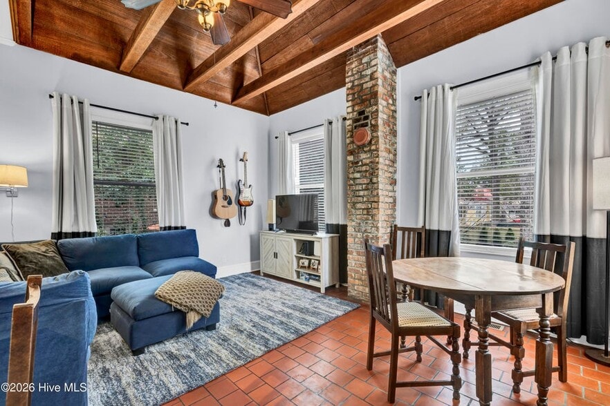 More Photos Of 412 S 3rd St, Wilmington Hospitality For Sale