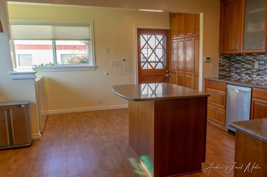 More Photos Of 436 Wells Ave N, Renton Apartments For Sale