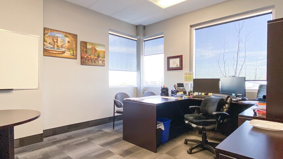 More Photos Of 111 Broadway Blvd, Strathcona County Office For Lease
