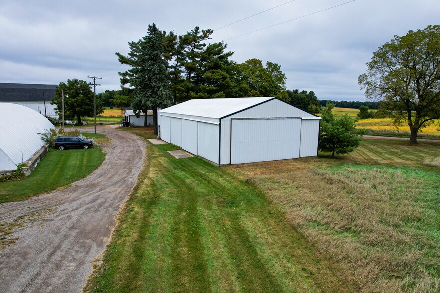 More Photos Of 6924 Peck Rd, Eaton Rapids Industrial For Sale