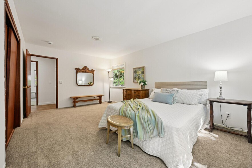 More Photos Of 135 Spring Grove Ave, San Rafael Multifamily For Sale