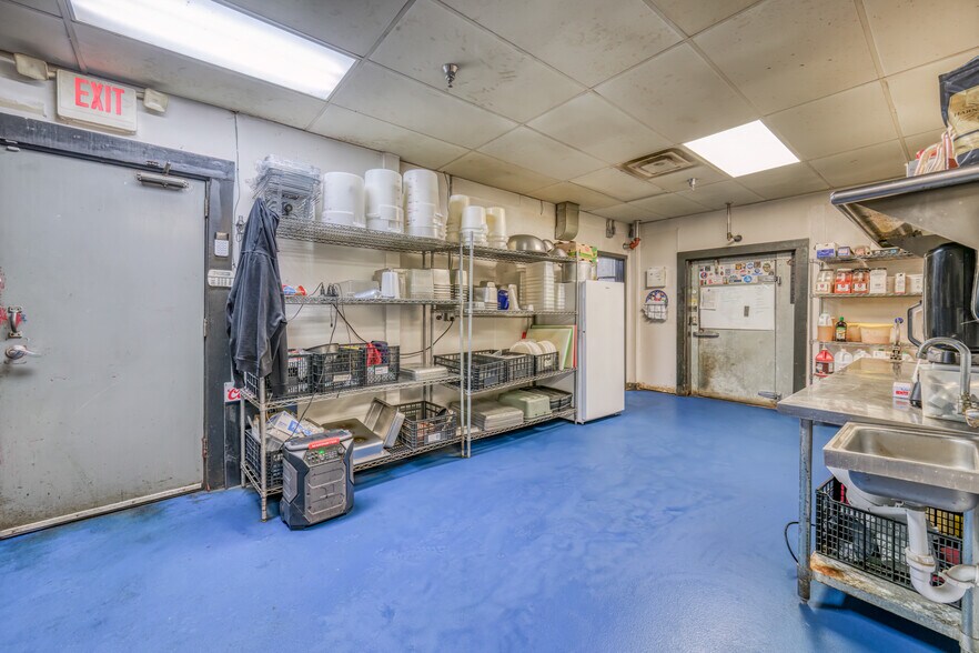 More Photos Of 4903 N Roan St, Johnson City Restaurant For Sale