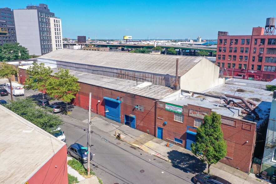 More Photos Of 450 Timpson Pl, Bronx Warehouse For Lease