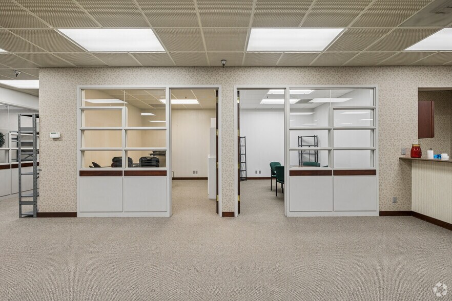 More Photos Of 300 Walnut St, Des Moines Apartments For Sale