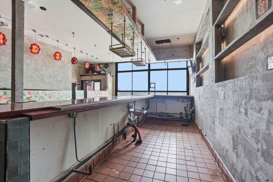 More Photos Of 2368 3rd St, San Francisco Restaurant For Lease
