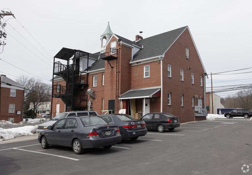 More Photos Of 804-816 Olney Sandy Spring Rd, Sandy Spring Freestanding For Lease