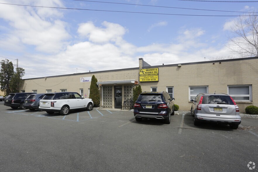 Primary Photo Of 82 Midland Ave, Saddle Brook Light Manufacturing For Lease