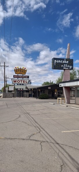 More Photos Of 2146 W Picacho Ave, Las Cruces Restaurant For Lease