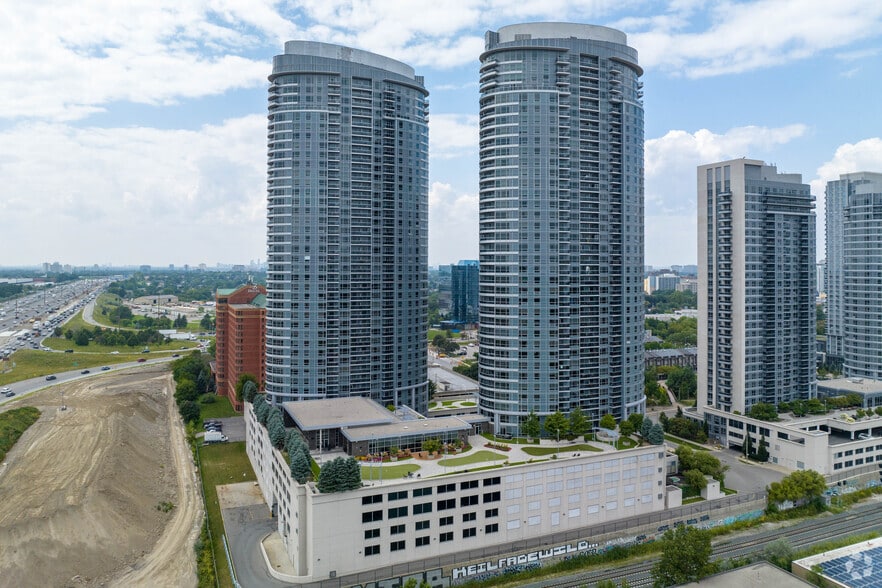 More Photos Of 125 Village Green Sq, Toronto Apartments For Sale