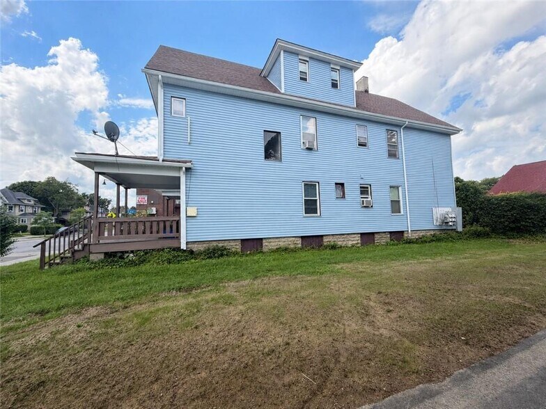 More Photos Of 1596 E Main St, Rochester Apartments For Sale